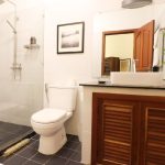 Pavilion-Hotel-Bathroom