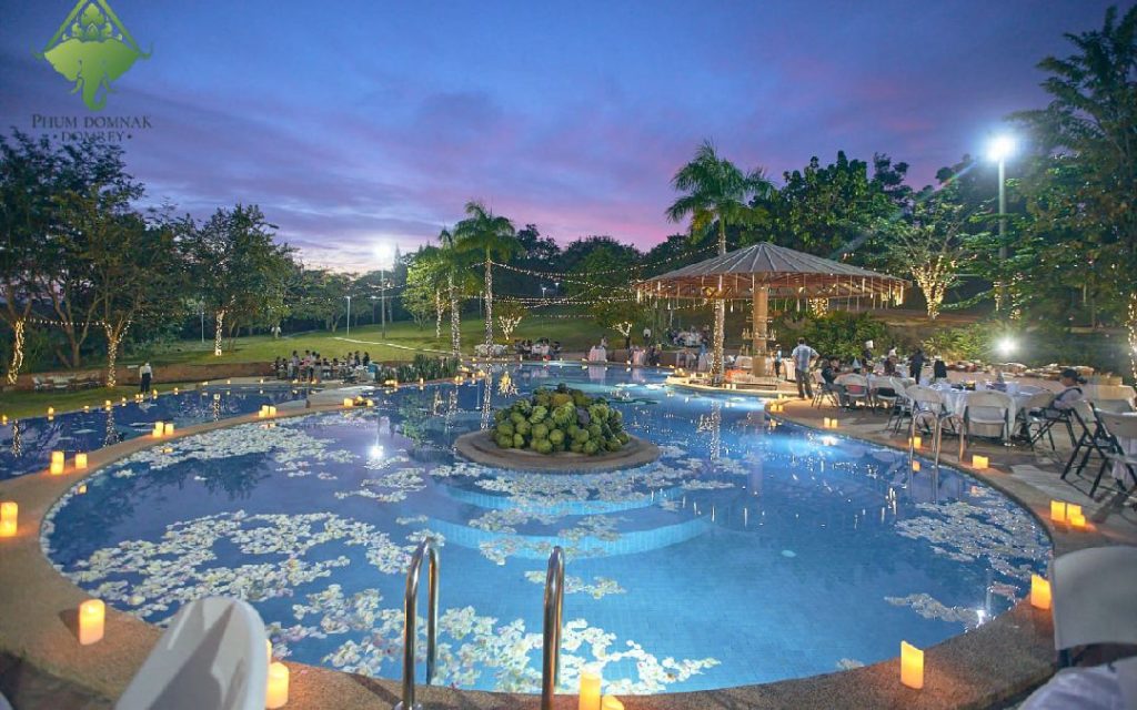 Phum Domnak Domrey Resort pool