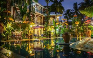 The Coconut House Hotel